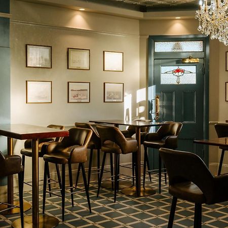 Hotel Australasia Идън Екстериор снимка